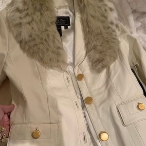 Terry Lewis XS Blazer length & Style Cream Gorgeous Leather Blazer faux fur 🤗
